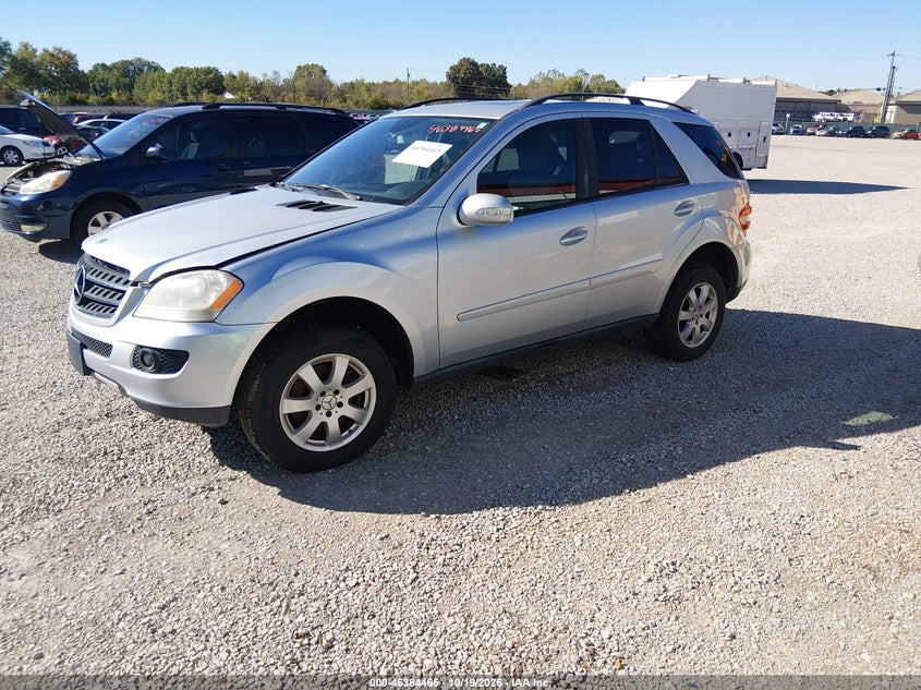 2007 Mercedes-Benz Ml 350 4Matic, Normal Wear & Tear, IAAI, VIN 4JGBB86EX7A180902 — photo 2