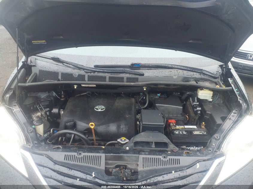 TOYOTA SIENNA 2017 VIN 5TDKZ3DC6HS895295