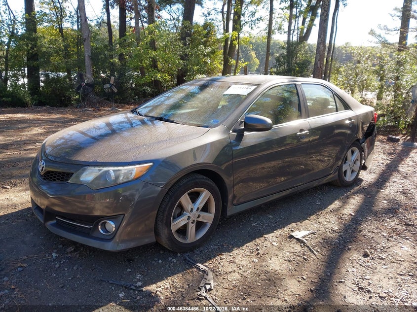 2012 Toyota Camry Se, Rear, IAAI, VIN 4T1BF1FK2CU185683 — photo 2