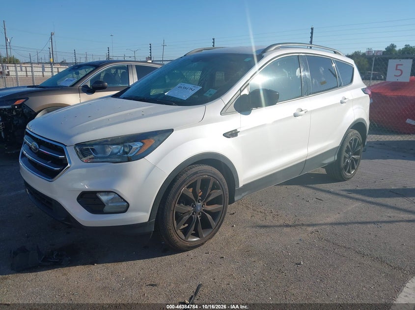 2019 Ford Escape Se, Normal Wear & Tear, IAAI, VIN 1FMCU0GD7KUA58950 — photo 2