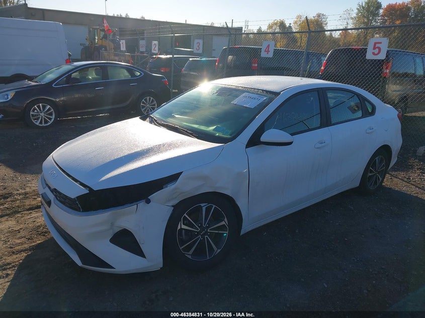 2024 Kia Forte Lxs, Unknown, IAAI, VIN 3KPF24AD8RE735519 — photo 2