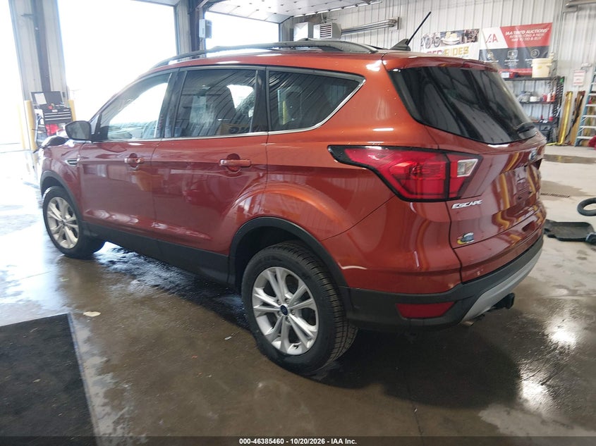 Vin: 1fmcu9hd4kuc27275, lot: 46885807, ford escape sel 20193