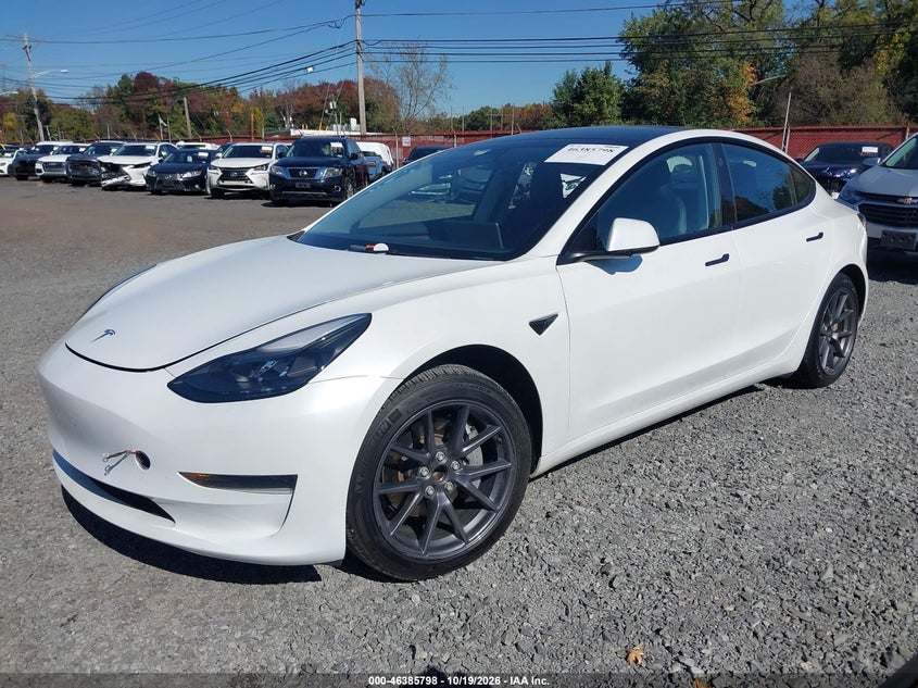 2023 Tesla Model 3 Rear-Wheel Drive, Right Side, IAAI, VIN 5YJ3E1EA0PF500418 — photo 2