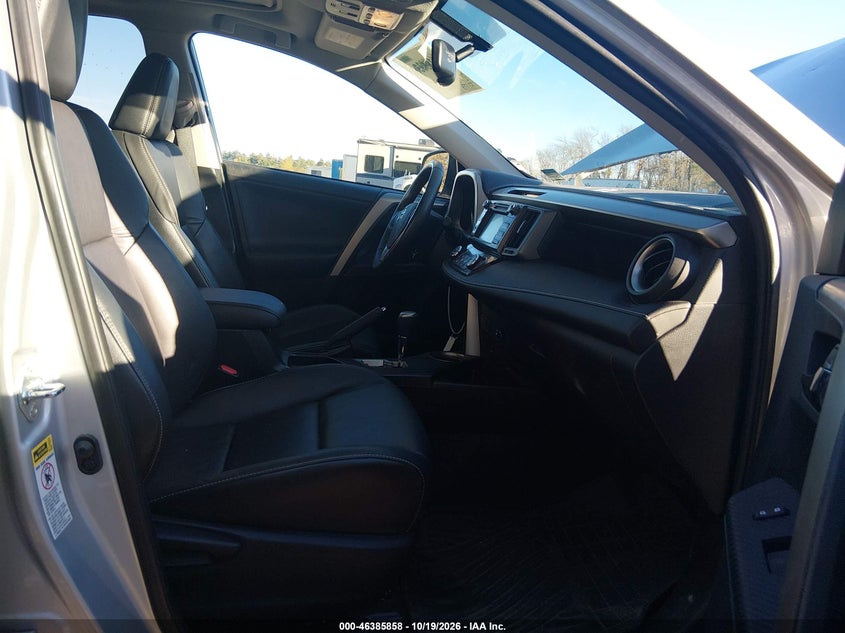 TOYOTA RAV4 - zdjęcie 5