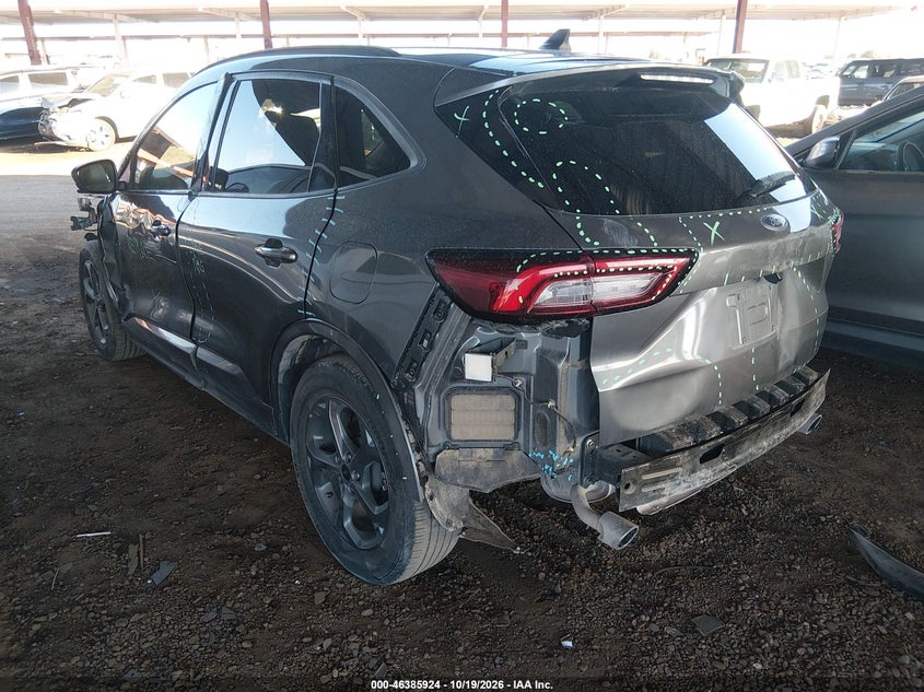 Vin: 1fmcu0mn8pua19613, lot: 46886271, ford escape st-line 20233