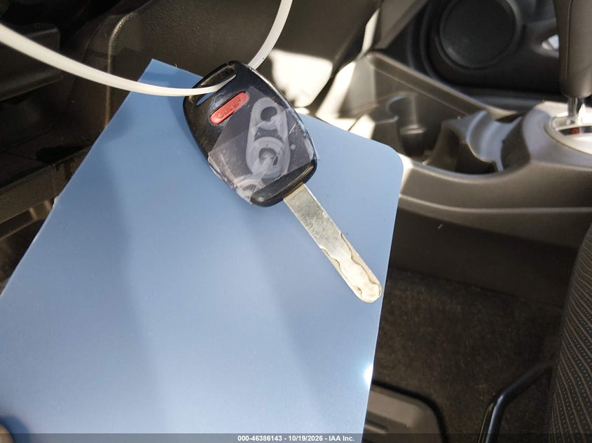 2009 HONDA FIT SPORT · Фото 11
