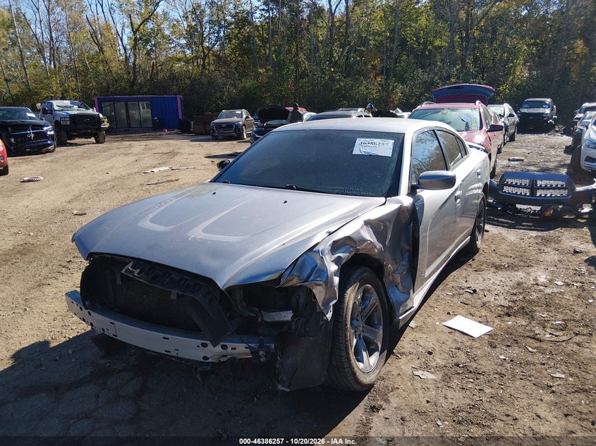 Vin: 2c3cdxbg5dh726477, lot: 46886604, dodge charger se 20132