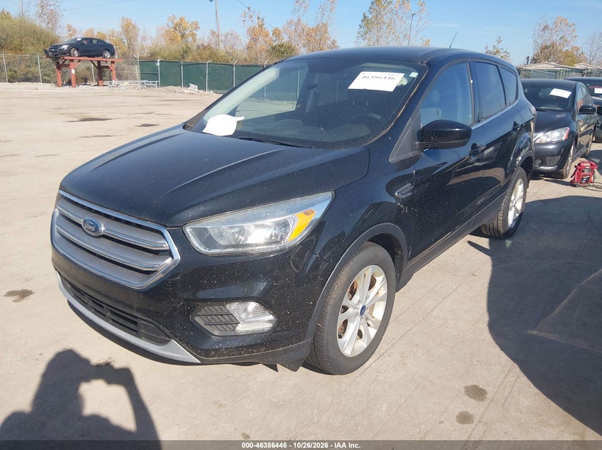 Vin: 1fmcu0gdxhua48650, lot: 46886793, ford escape se 20172