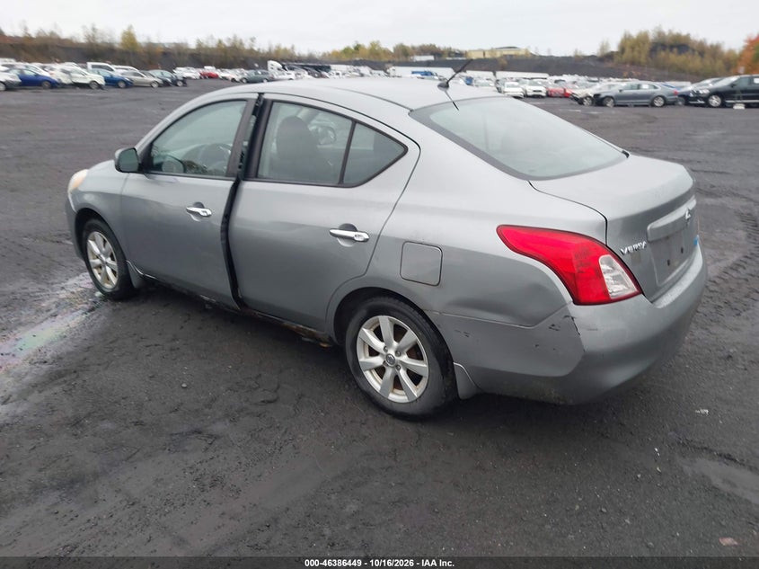 2012 NISSAN VERSA 1.6 SL · Фото 3