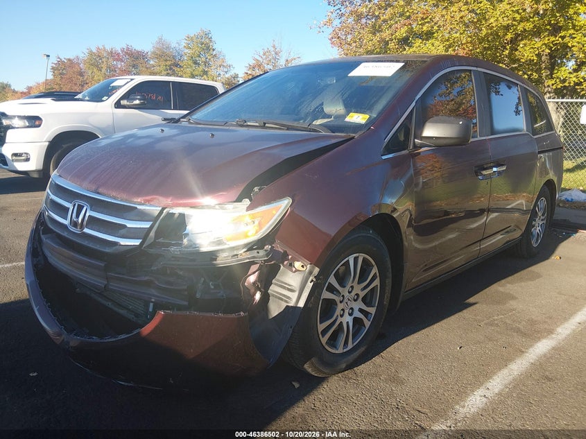 2013 Honda Odyssey Ex-L, Front End, IAAI, VIN 5FNRL5H6XDB008375 — photo 2
