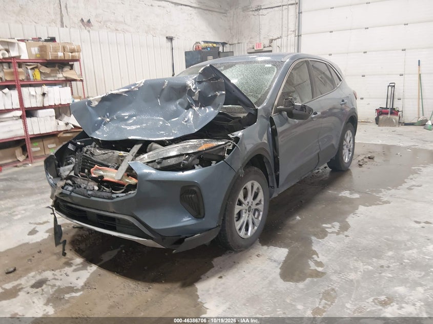 2024 Ford Escape Active, Front End, IAAI, VIN 1FMCU9GN6RUA12307 — photo 2