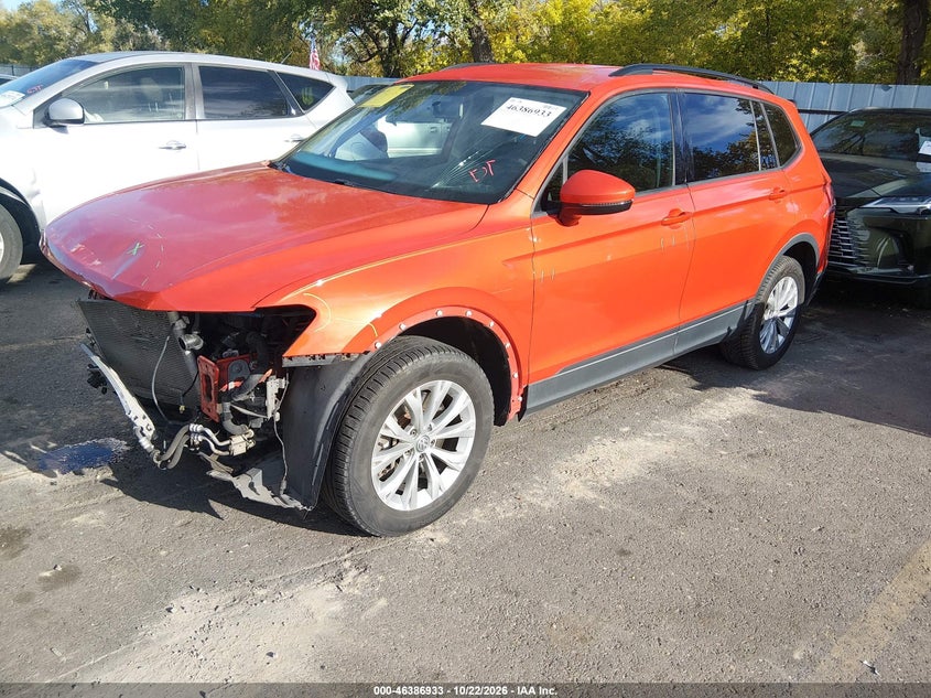 2018 Volkswagen Tiguan 2.0T S, Удар спереди, IAAI, VIN 3VV0B7AX0JM124655 — фото 2