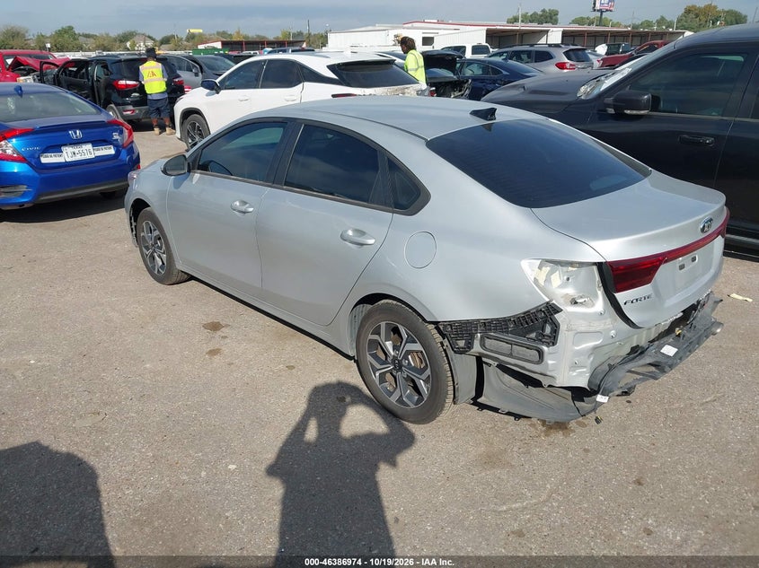 Vin: 3kpf24ad7me335170, lot: 46887321, kia forte lxs 20213