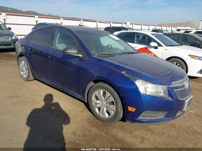 2013 Chevrolet Cruze LS Manual
