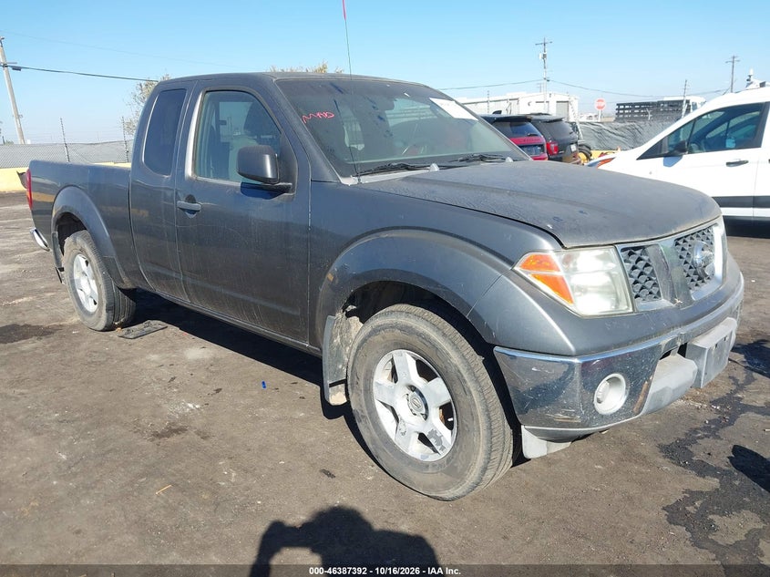 2005 NISSAN FRONTIER SE