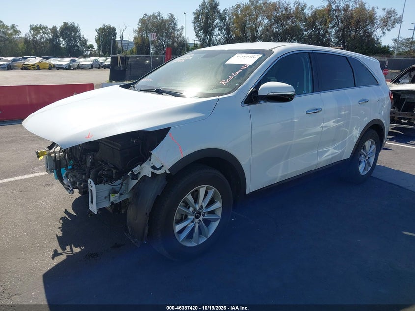 2019 Kia Sorento 2.4L Lx, Удар спереди, IAAI, VIN 5XYPG4A35KG554013 — фото 2