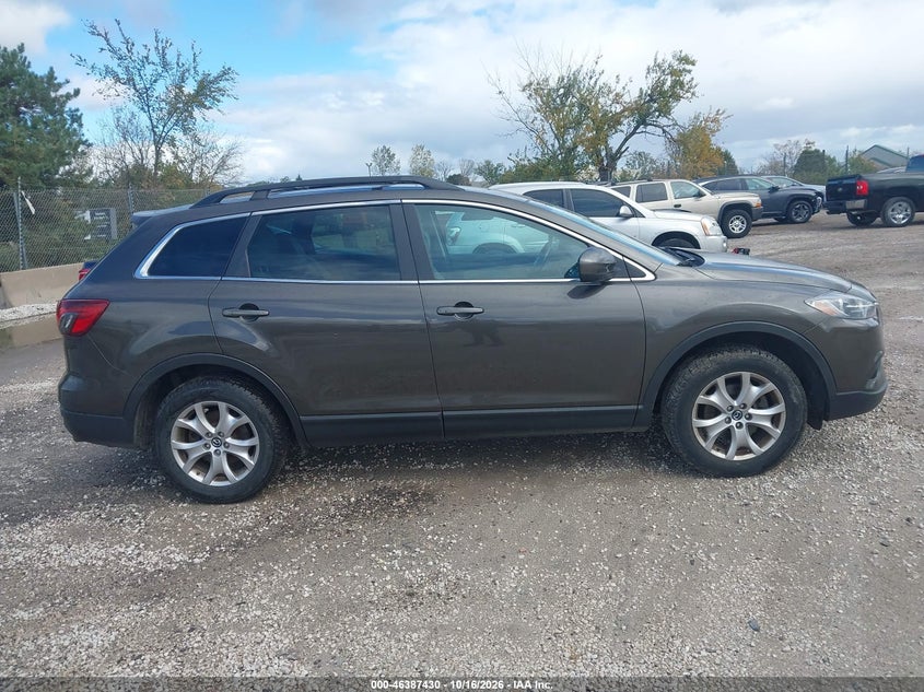 2015 MAZDA CX-9 TOURING · Photo 13