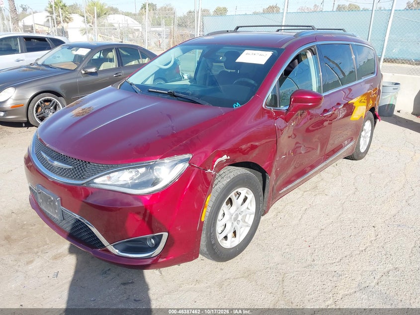 Vin: 2c4rc1bg2lr276561, lot: 46887809, chrysler pacifica touring l 20202