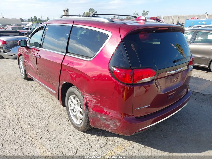 Vin: 2c4rc1bg2lr276561, lot: 46887809, chrysler pacifica touring l 20203