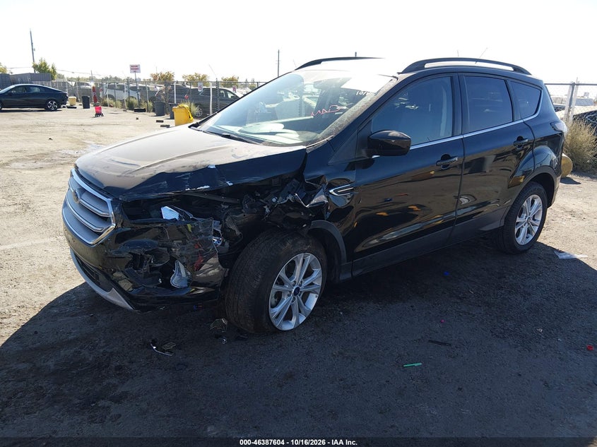 Vin: 1fmcu0gd7juc36953, lot: 46887951, ford escape se 20182