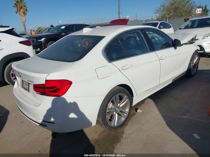 Vin: wba8b9g52hnu50831, lot: 46887957, bmw 330i 20174
