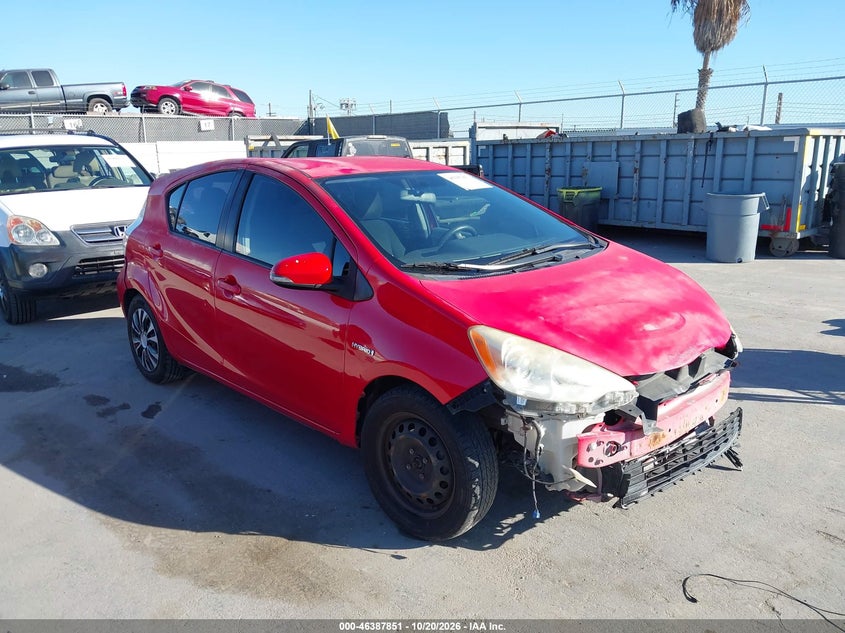 Vin: jtdkdtb37d1530777, lot: 46888198, toyota prius c two 2013 img_1