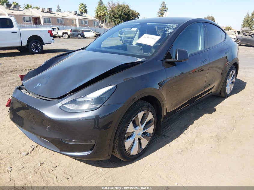2024 Tesla Model Y Long Range Dual Motor All-Wheel Drive, Удар спереду, IAAI, VIN 7SAYGDEE6RF014819 — фото 2