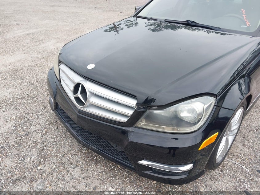 2013 MERCEDES-BENZ C 250 SPORT · Фото 6