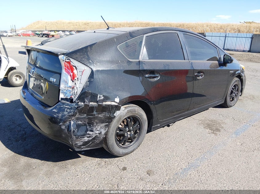 Vin: jtdkn3du7e0380289, lot: 46888271, toyota prius three 20144