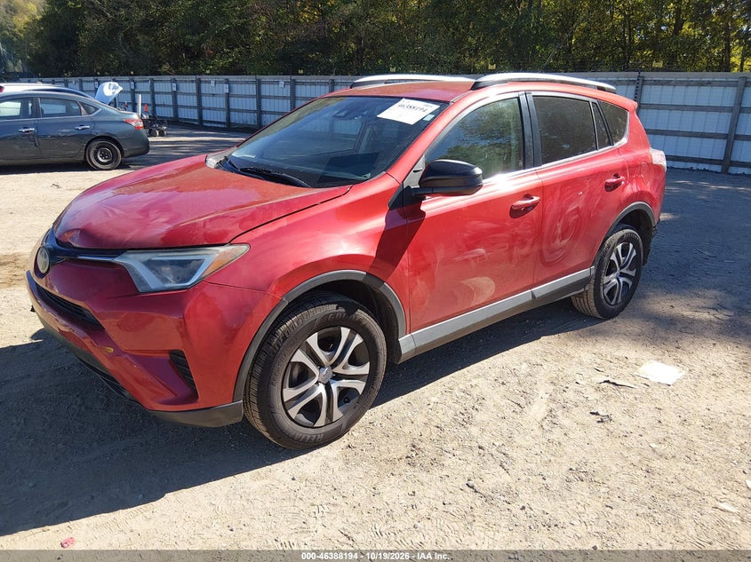 2017 Toyota Rav4 Le, Перёд и зад, IAAI, VIN JTMZFREV0HJ110258 — фото 2