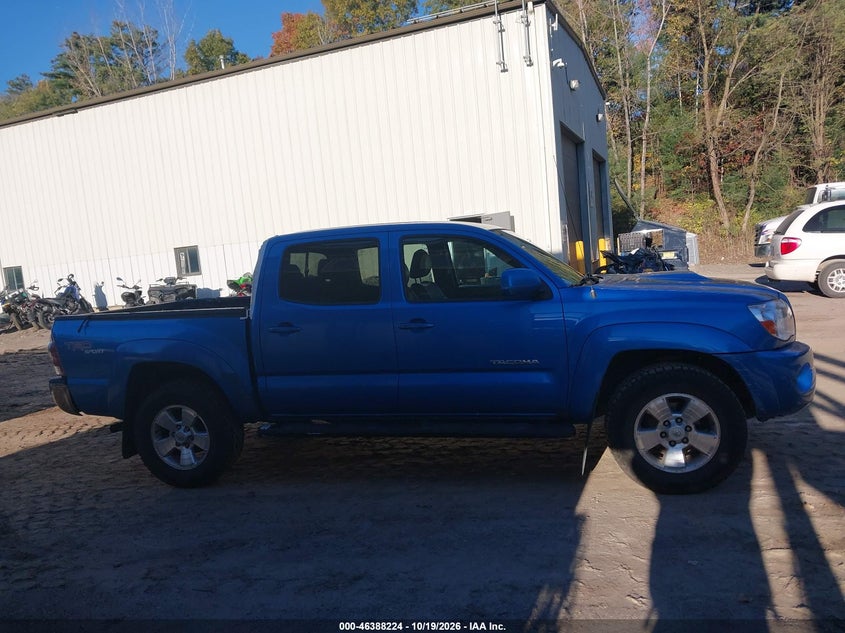 2011 TOYOTA TACOMA BASE V6 · Фото 13