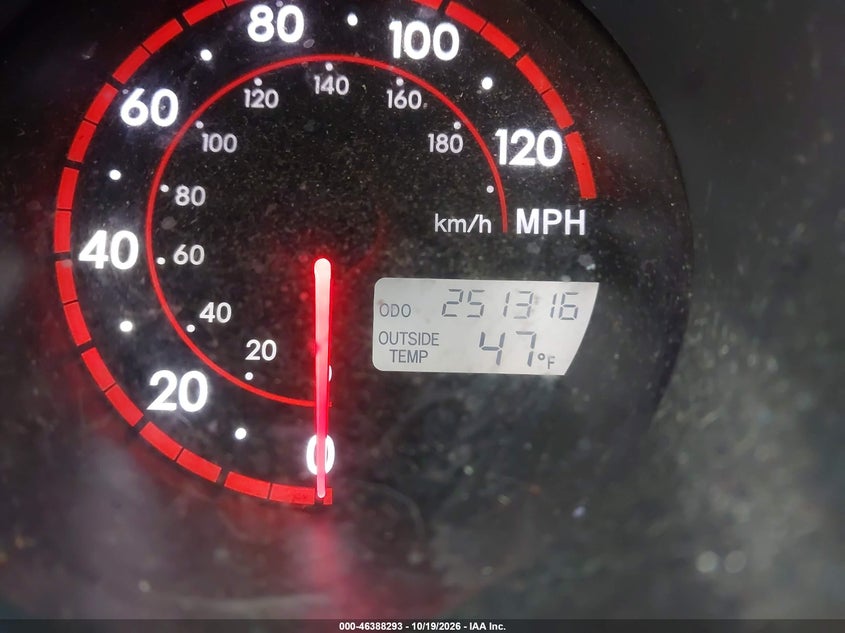 2007 TOYOTA MATRIX · Фото 12