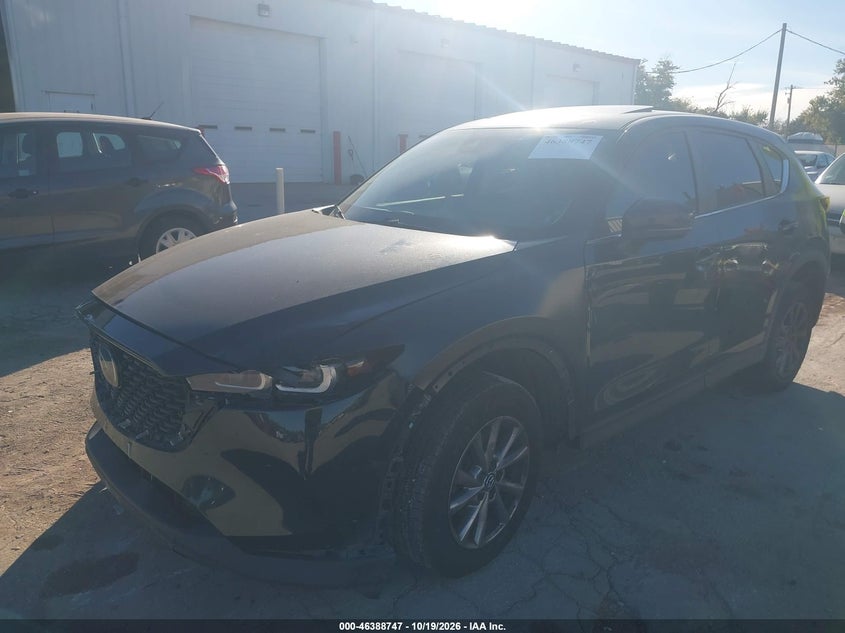 2023 Mazda Cx-5 2.5 S Preferred, Front & Rear, IAAI, VIN JM3KFBCM3P0255907 — photo 2