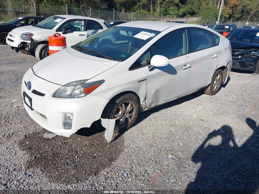 2010 Toyota Prius Iii, Left Side, IAAI, VIN JTDKN3DUXA0213967 — photo 2