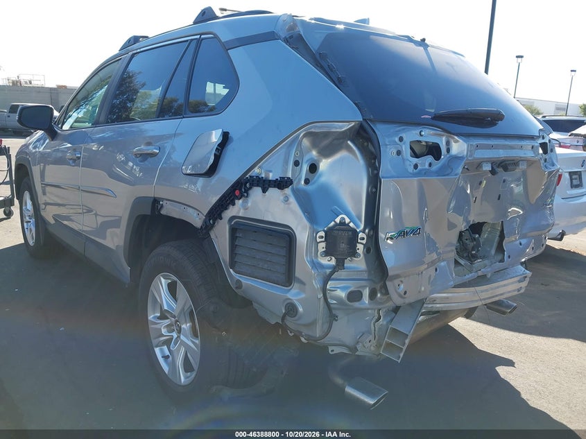 Vin: 2t3w1rfv4mc104721, lot: 46889157, toyota rav4 xle 20213