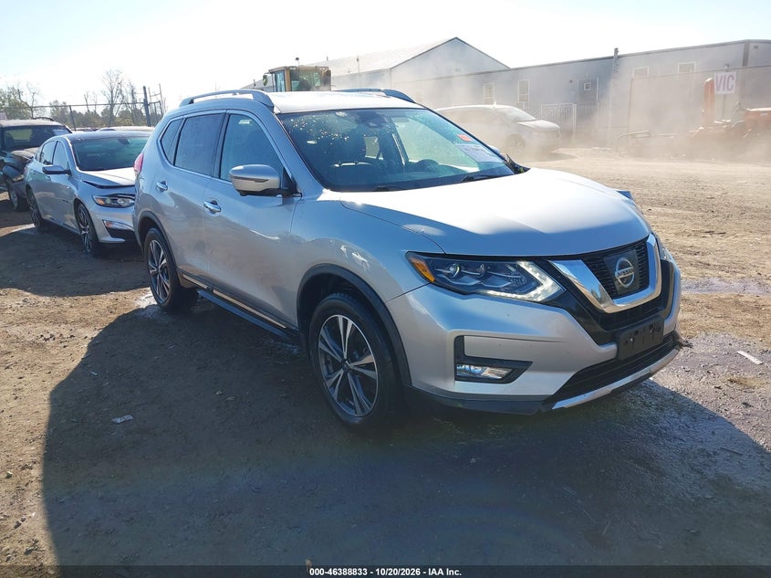 2017 NISSAN ROGUE SL