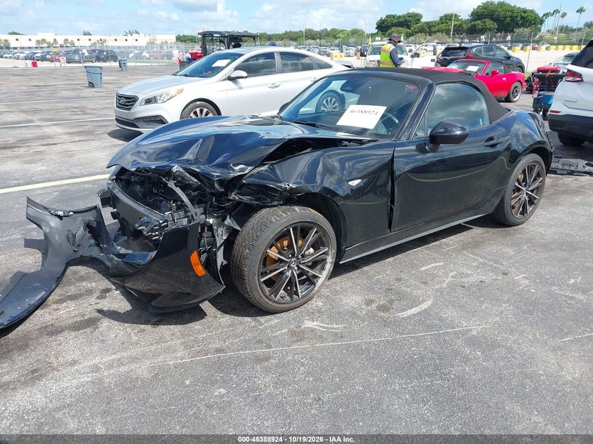 2025 Mazda Mx-5 Miata Grand Touring, Front End, IAAI, VIN JM1NDAD78S0652116 — photo 2