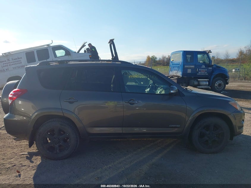 2009 TOYOTA RAV4 LIMITED V6 · Photo 13