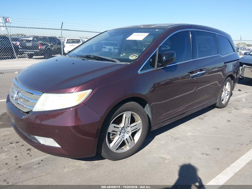 2011 Honda Odyssey Touring/Touring Elite, Удар спереди, IAAI, VIN 5FNRL5H97BB005389 — фото 2