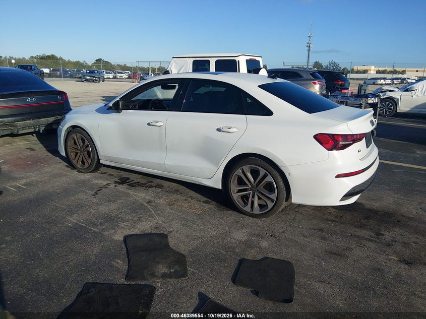Vin: waugudgy9sa064876, lot: 46889912, audi a3 premium 40 tfsi quattro s tronic 20253