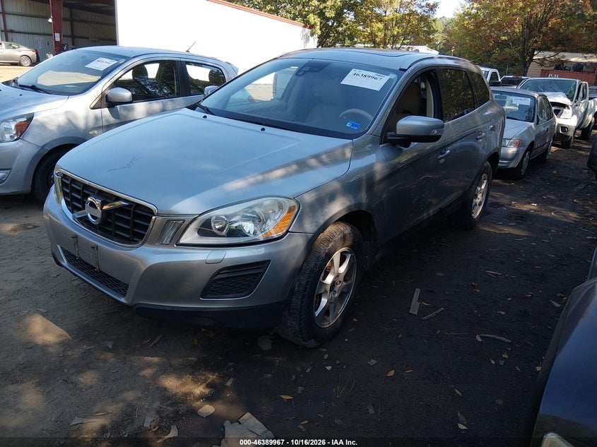 2011 VOLVO XC60 3.2/3.2 R-DESIGN · Фото 2