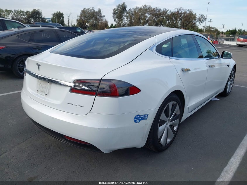TESLA MODEL S - zdjęcie 4