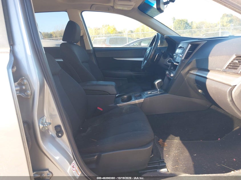 2010 SUBARU OUTBACK 2.5I PREMIUM · Фото 5