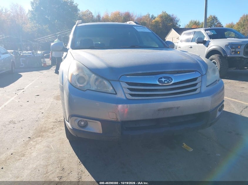 2010 SUBARU OUTBACK 2.5I PREMIUM · Фото 6