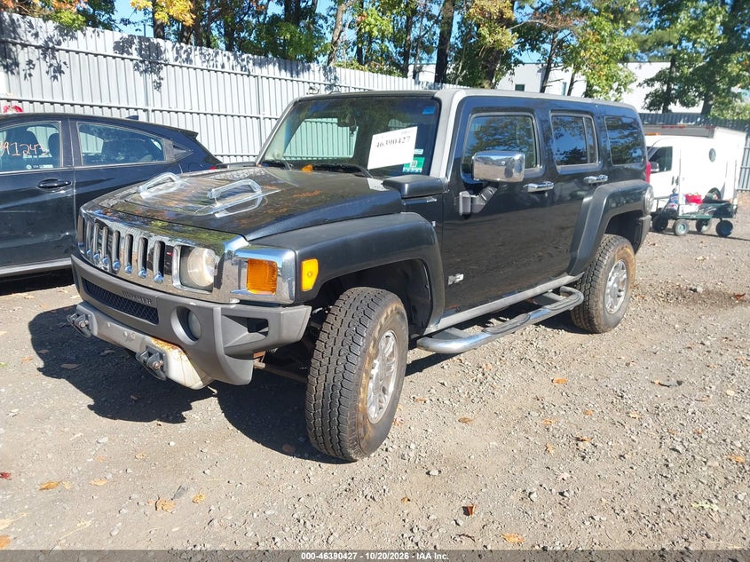 2008 Hummer H3 Suv Alpha, Normal Wear & Tear, IAAI, VIN 5GTEN13L888149524 — photo 2