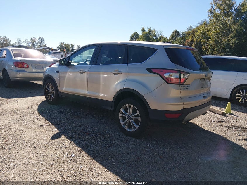 2017 FORD ESCAPE SE · Фото 3