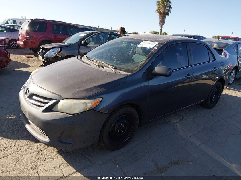 Vin: 5yfbu4ee2dp118667, lot: 46891165, toyota corolla le 20132