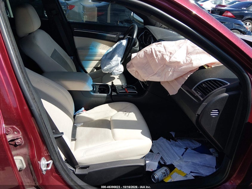 2018 CHRYSLER 300 TOURING · Фото 5