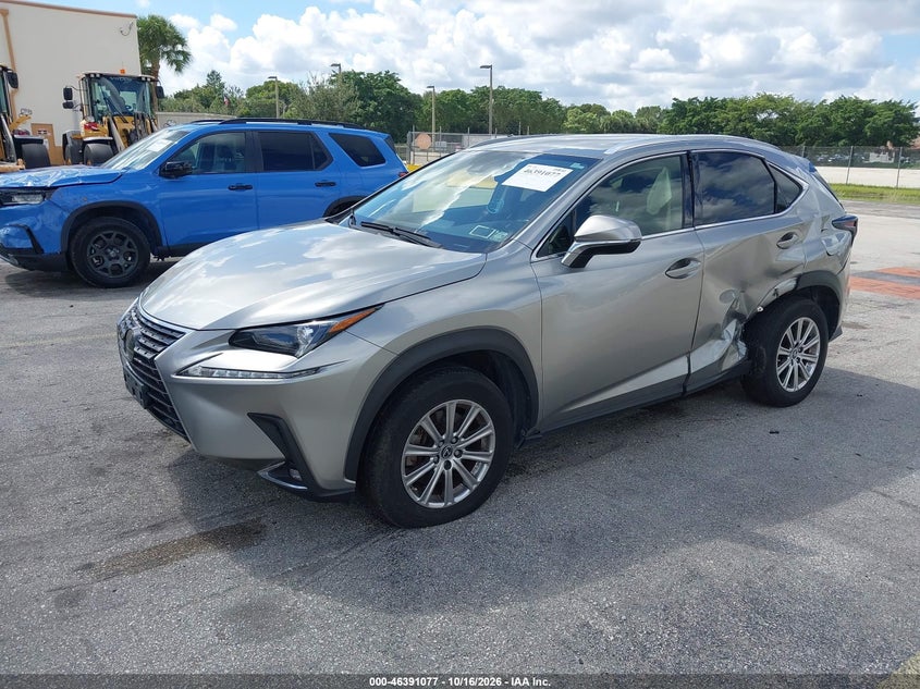 2020 LEXUS NX 300 · Фото 2
