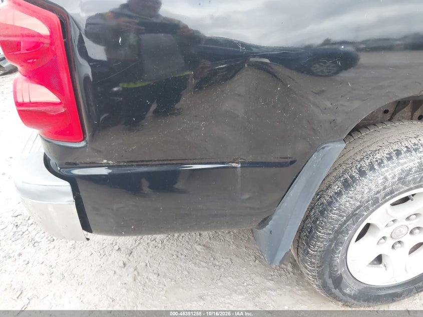 2005 DODGE DAKOTA SLT · Фото 12